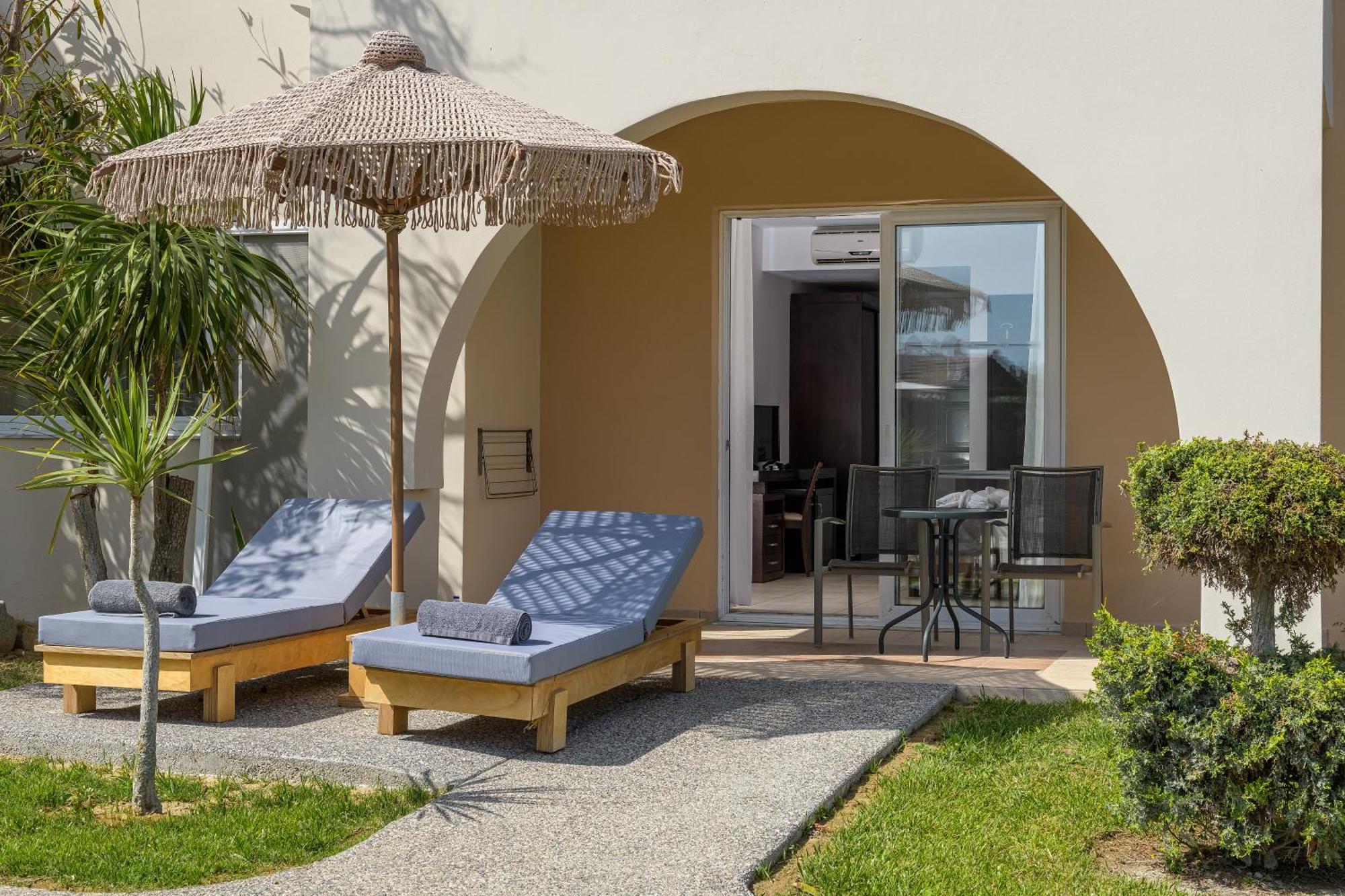 Gaia Palace Marmari  Exterior foto