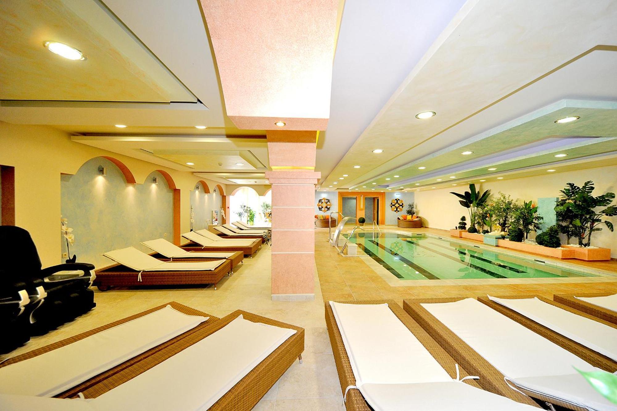 Gaia Palace Marmari  Exterior foto