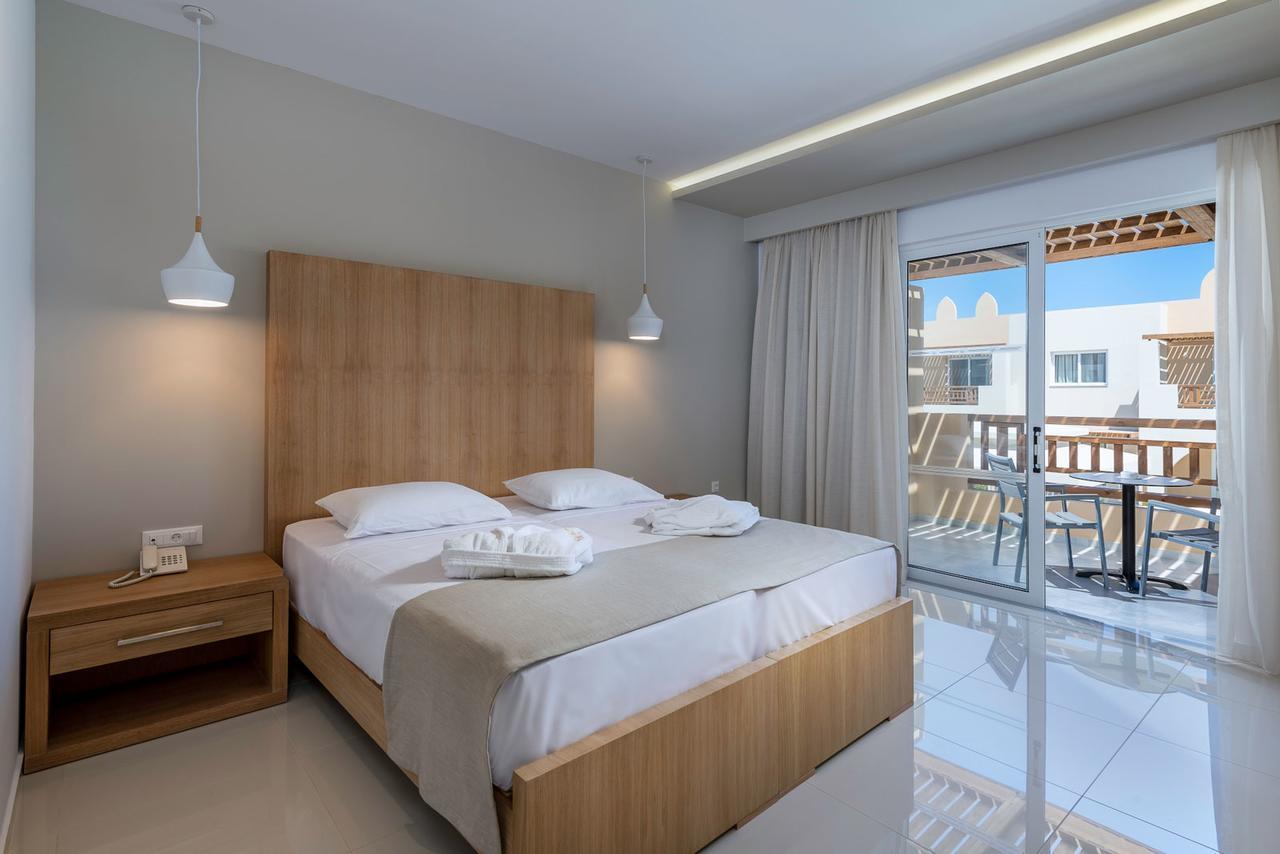 Gaia Palace Marmari  Exterior foto